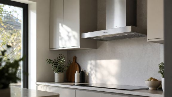 Quelle hotte aspirante pour une petite cuisine ? Conseils et comparatif