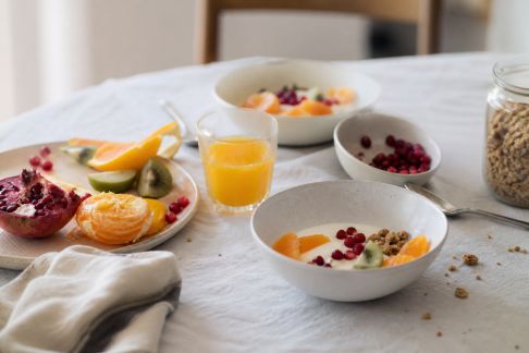 Petit-déjeuner vitaminé avec les fruits hivernaux : recettes et astuces
