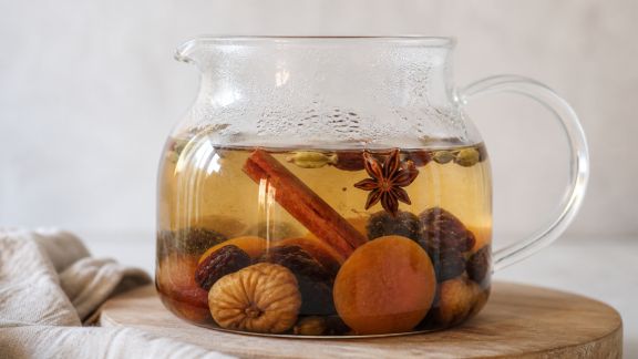 Fruits secs et épices : comment les infuser dans vos boissons maison ?