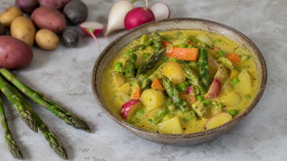 Miser sur les légumes printaniers pour des currys colorés et savoureux