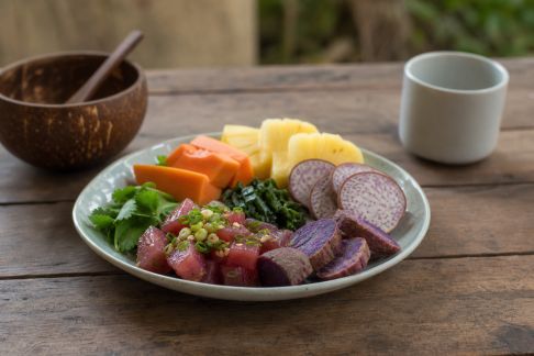 Voyage culinaire en Océanie : spécialités à découvrir et à réaliser