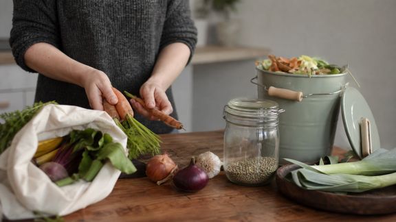 Végétarien et zéro déchet : astuces pour réduire son impact en cuisine